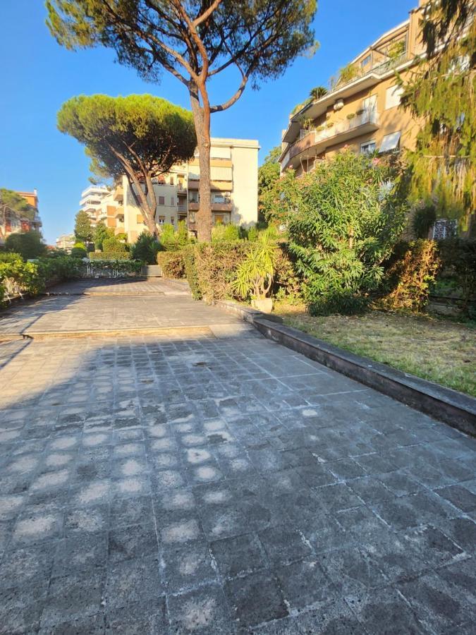 Chez Nous Apartment Rome Exterior photo